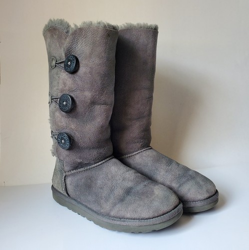 Ugg bailey button size boots - bailey,